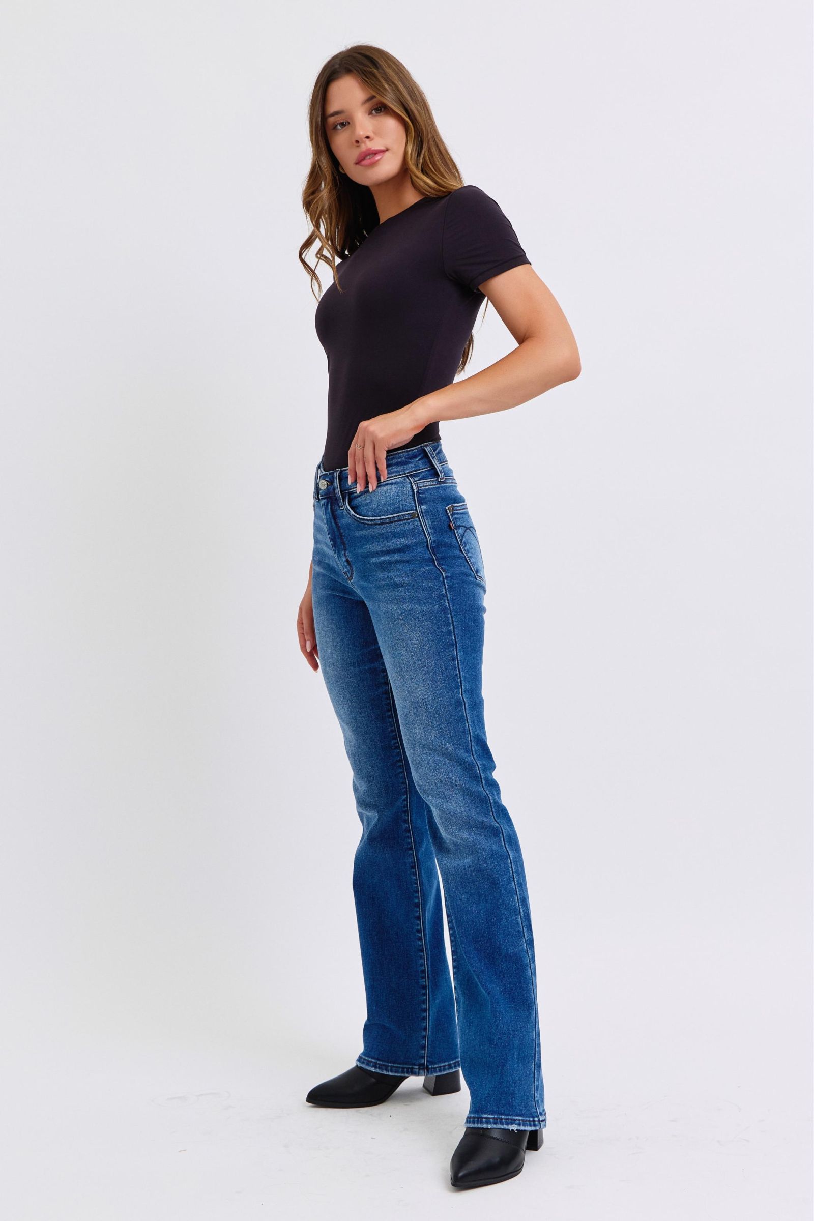 LIZAKOSHT  -  Judy Blue Full Size Run Mid-Rise Bootcut Jeans with Thermal Lining