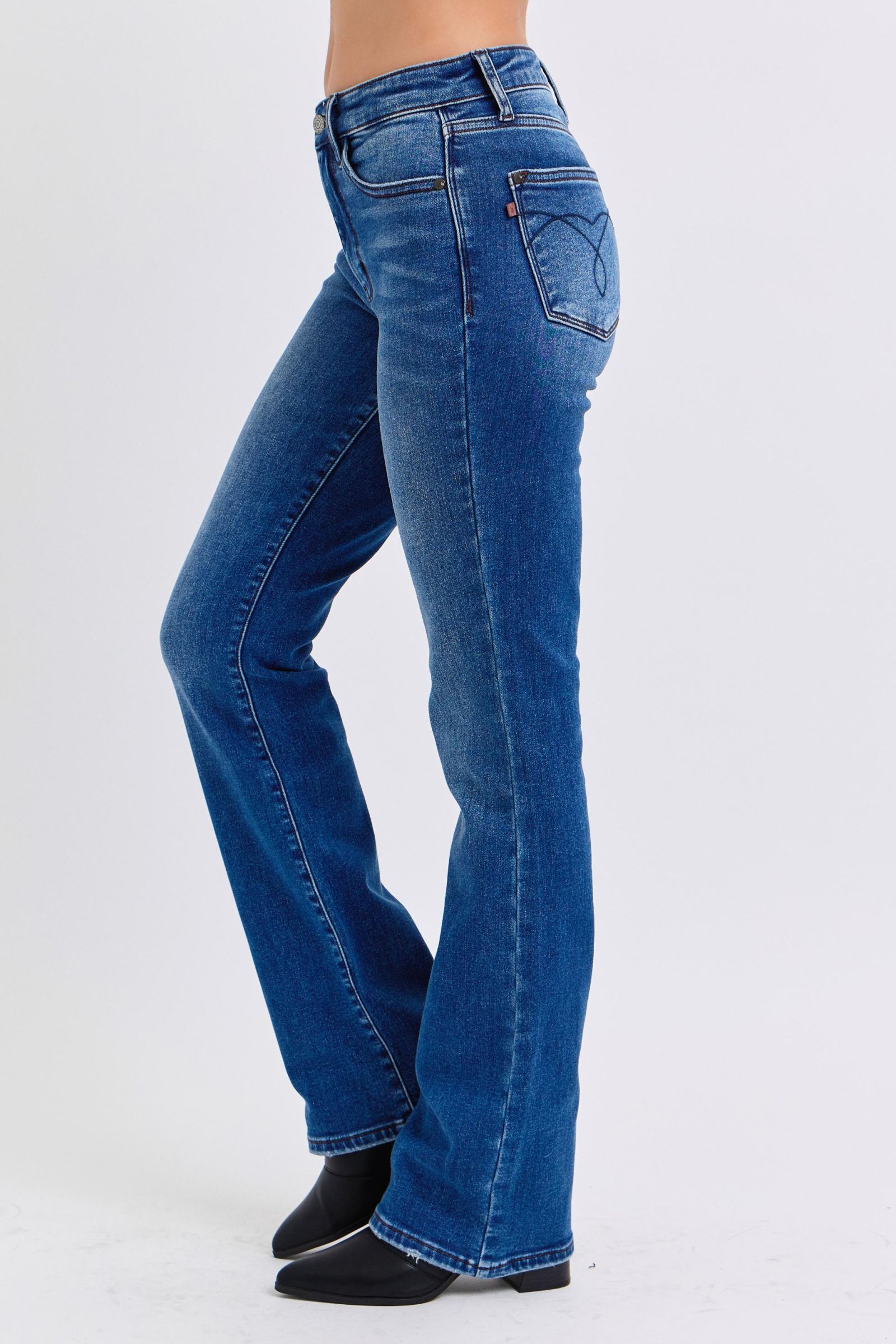 LIZAKOSHT  -  Judy Blue Full Size Run Mid-Rise Bootcut Jeans with Thermal Lining