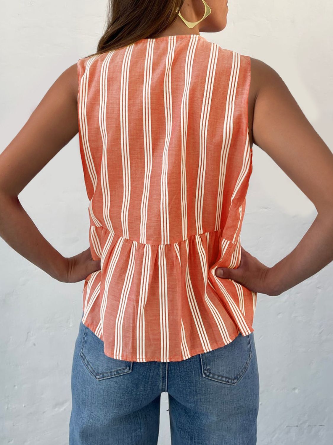 LIZAKOSHT  -  Tied Striped Round Neck Tank