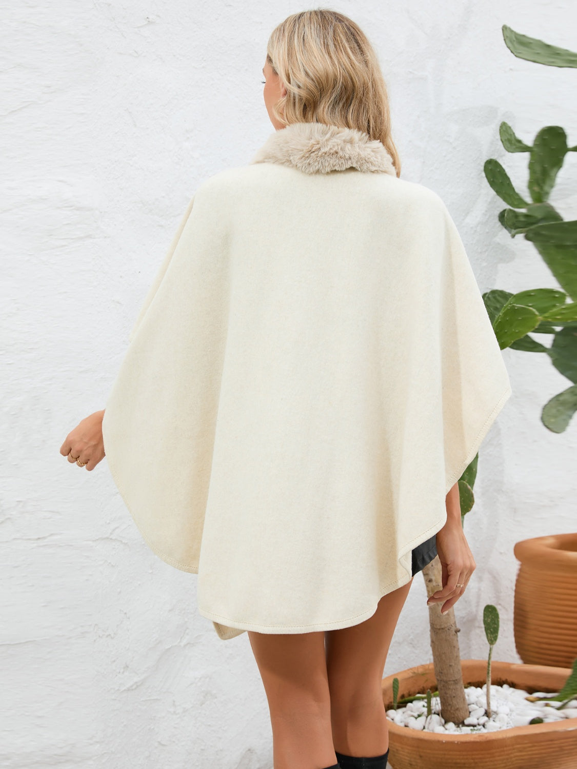 LIZAKOSHT  -  Trim Open Front Poncho