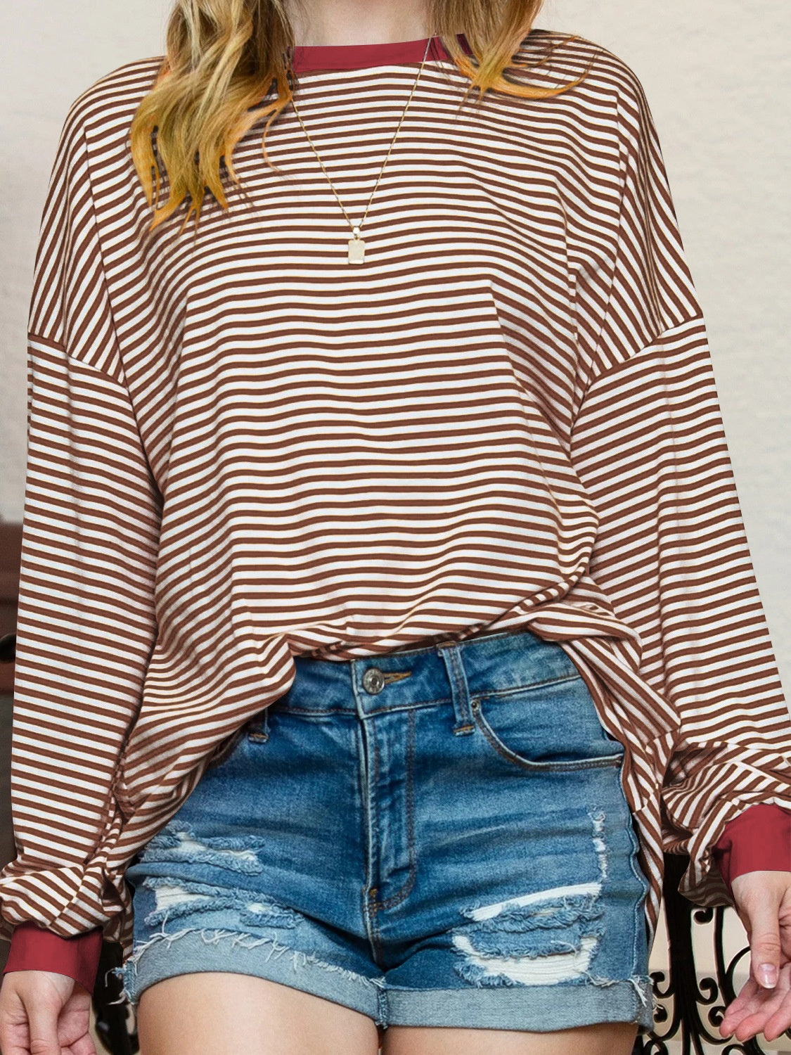 LIZAKOSHT  -  Contrast Striped Long Sleeve Sweatshirt