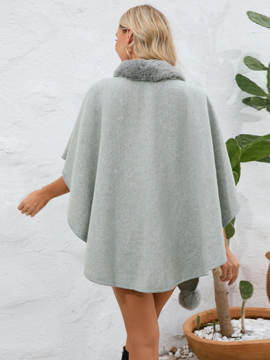 LIZAKOSHT  -  Trim Open Front Poncho