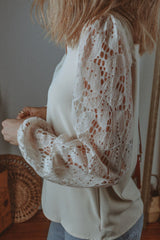 LIZAKOSHT  -  V Neck Lace Balloon Sleeve Blouse