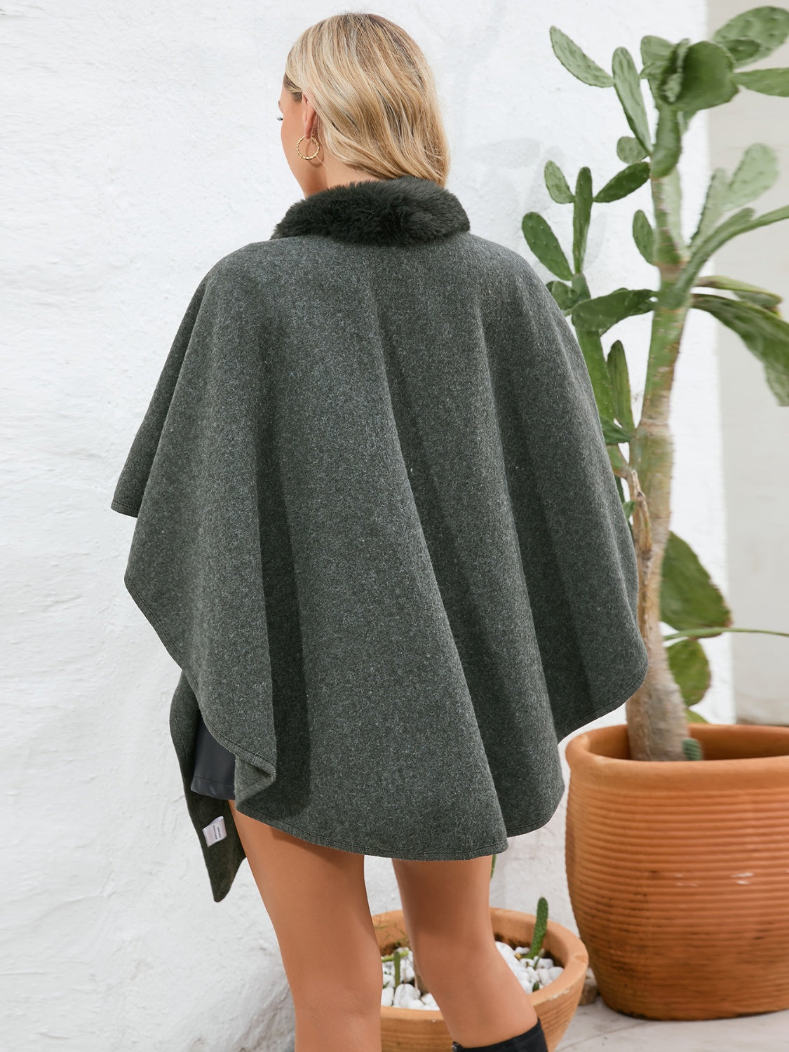 LIZAKOSHT  -  Trim Open Front Poncho