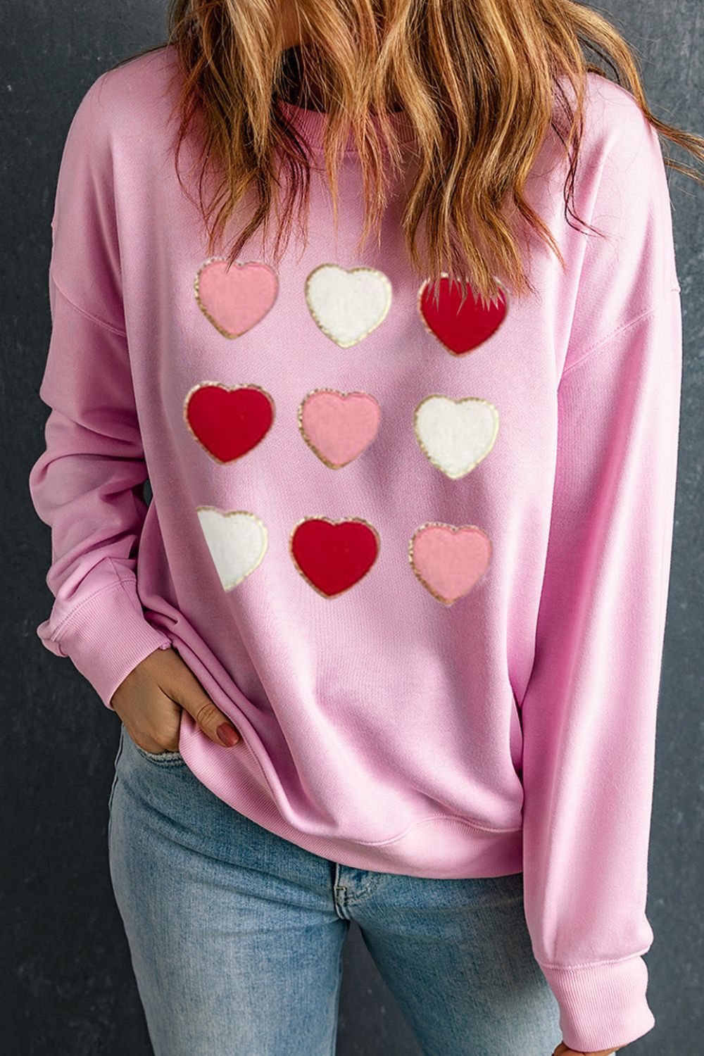 LIZAKOSHT  -  Contrast Heart Long Sleeve Sweatshirt