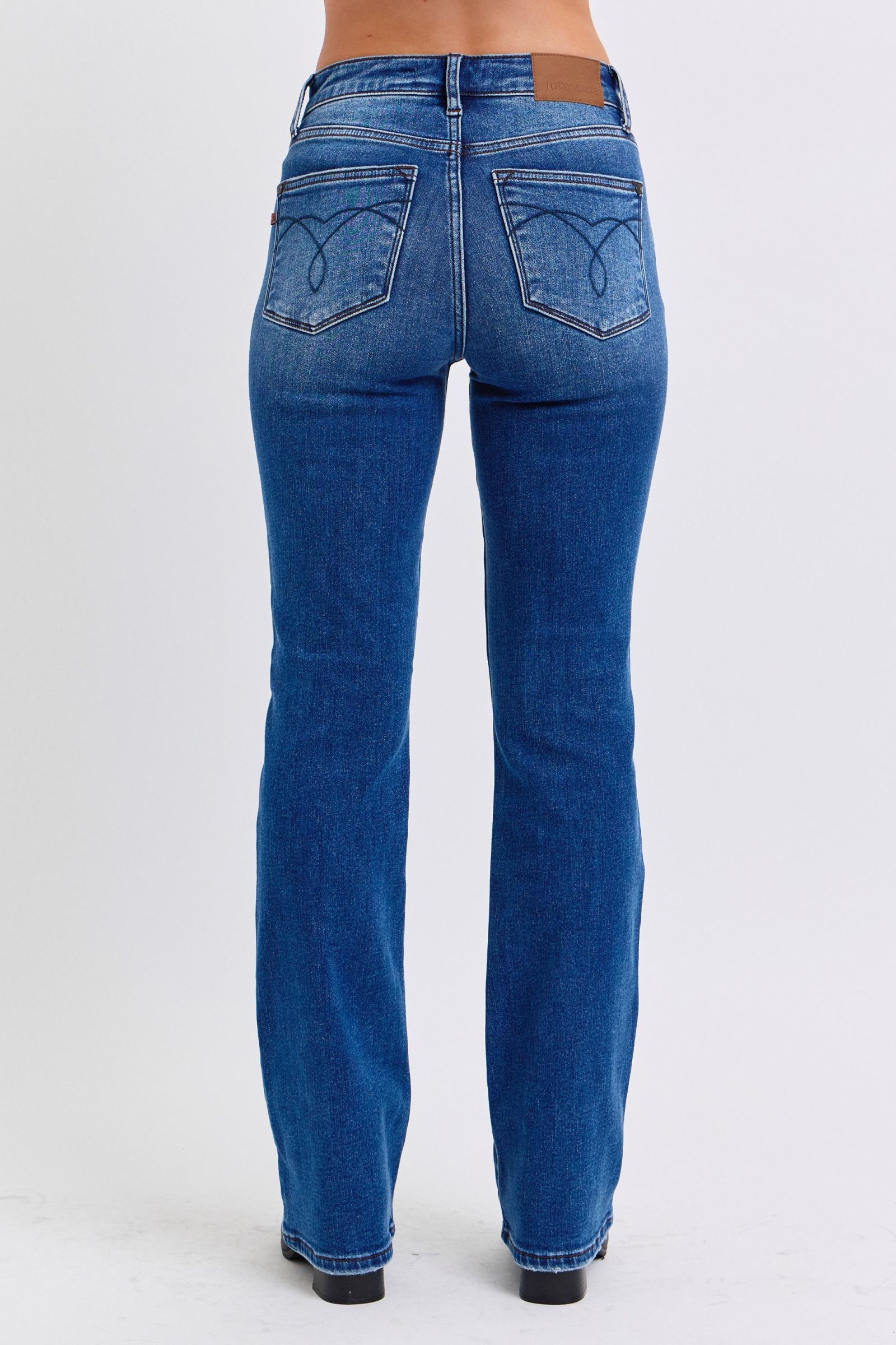 LIZAKOSHT  -  Judy Blue Full Size Run Mid-Rise Bootcut Jeans with Thermal Lining