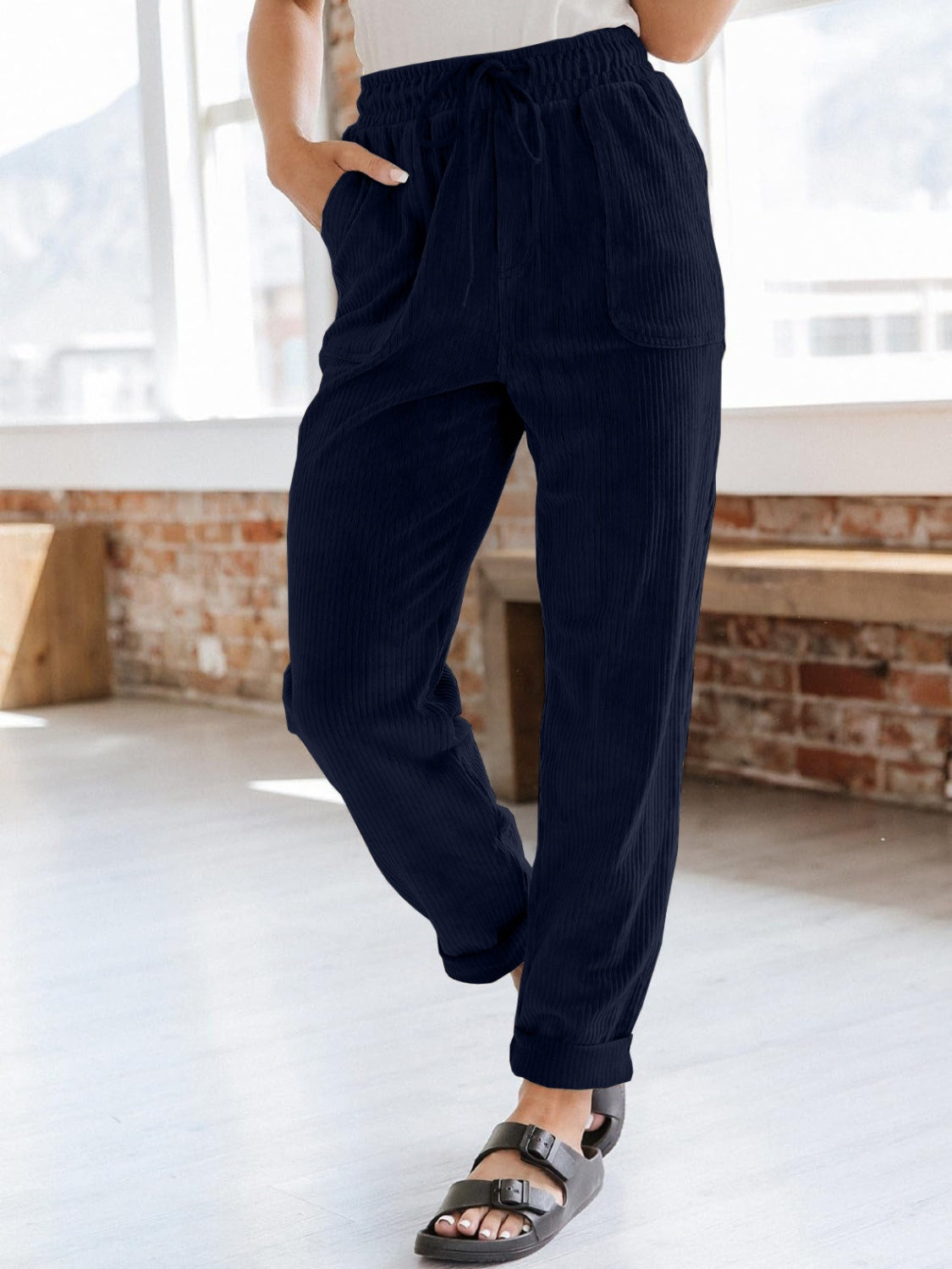 LIZAKOSHT  -  Drawstring Pants with Pockets