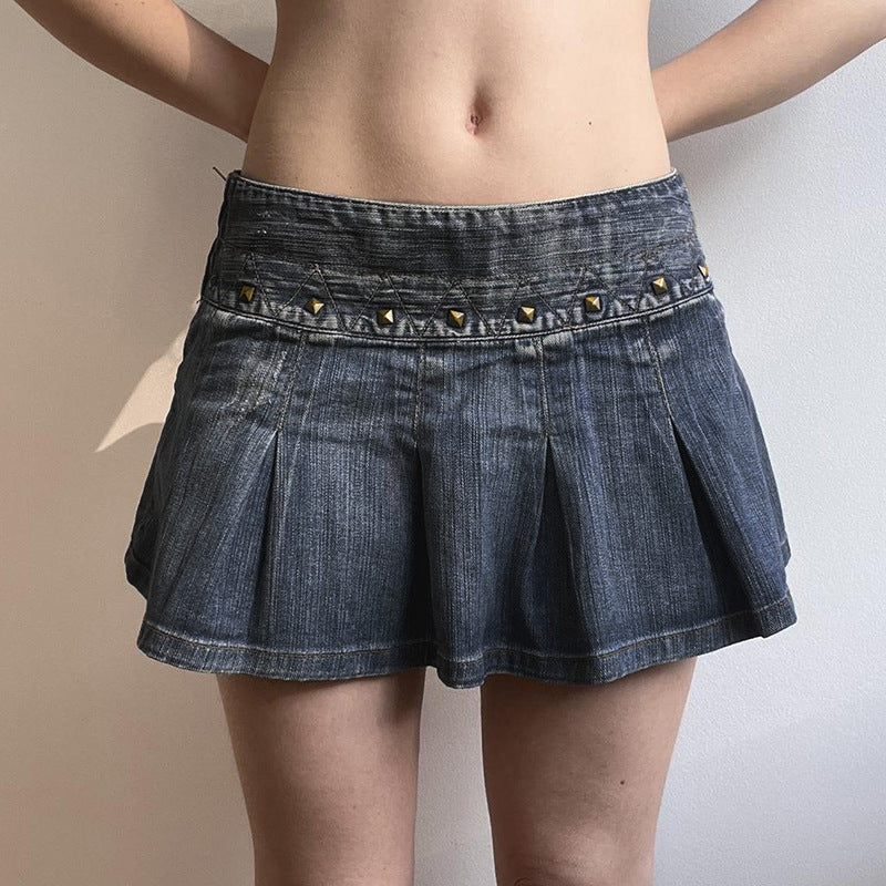 American Style Low Waist Retro Denim Short Skirt Women's Summer 2024 New Washed Rivet Street A- line Pleated Skirt