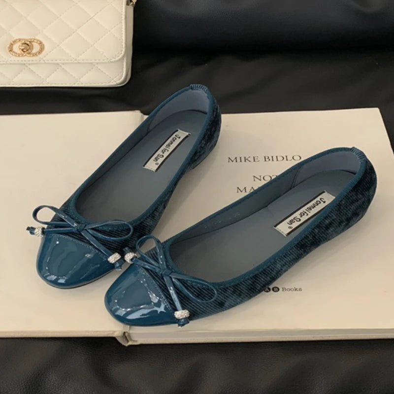 LIZAKOSHT  -  Comfortable Round Toe Women Flats Sweet Bow Designer Women Brand Shoes Elegant Lace Shallow Women Ballet Shoes Zapatos Muje