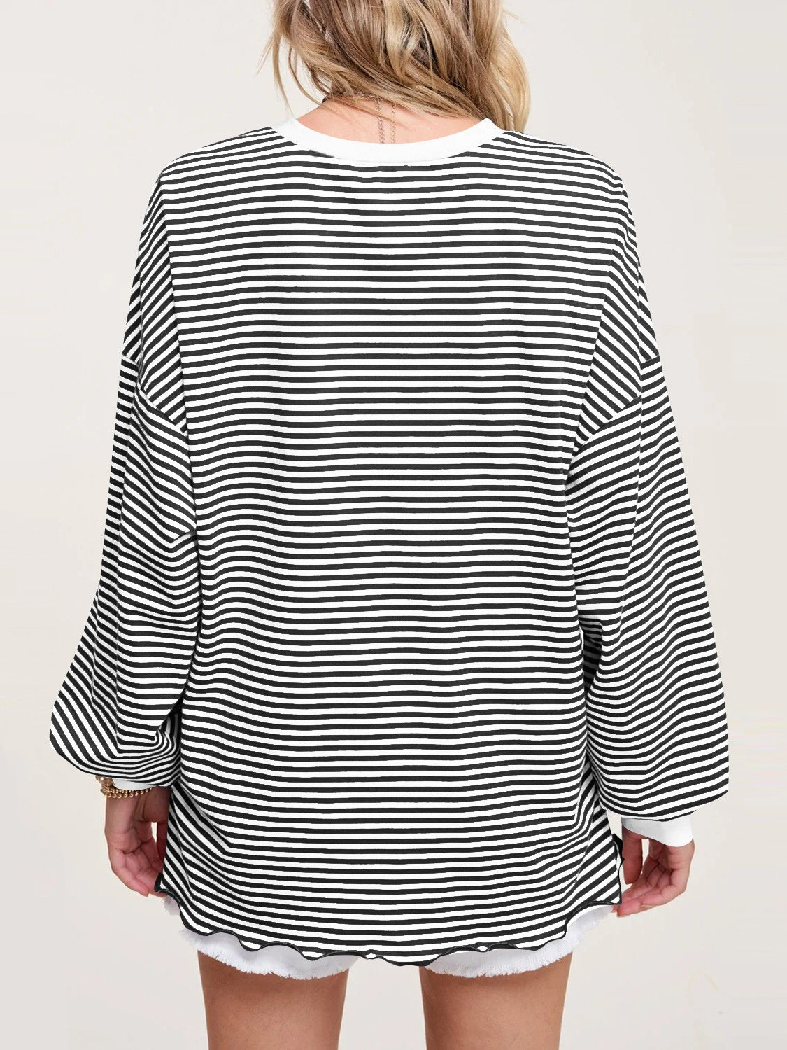 LIZAKOSHT  -  Contrast Striped Long Sleeve Sweatshirt