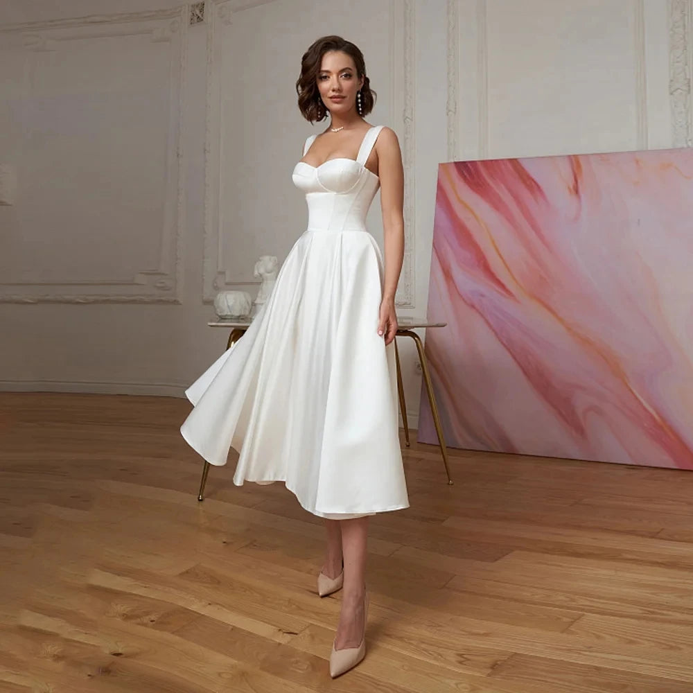 Lizakosht Short Wedding Dress Sexy Sweetheart Sleeveless Simple Bridal Gowns Modern Mid-Calf Satin Bride Dresses Backless