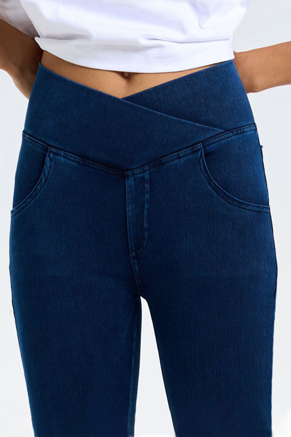 LIZAKOSHT  -  Basic Bae Pocketed Highly Stretchy Bootcut Jeans