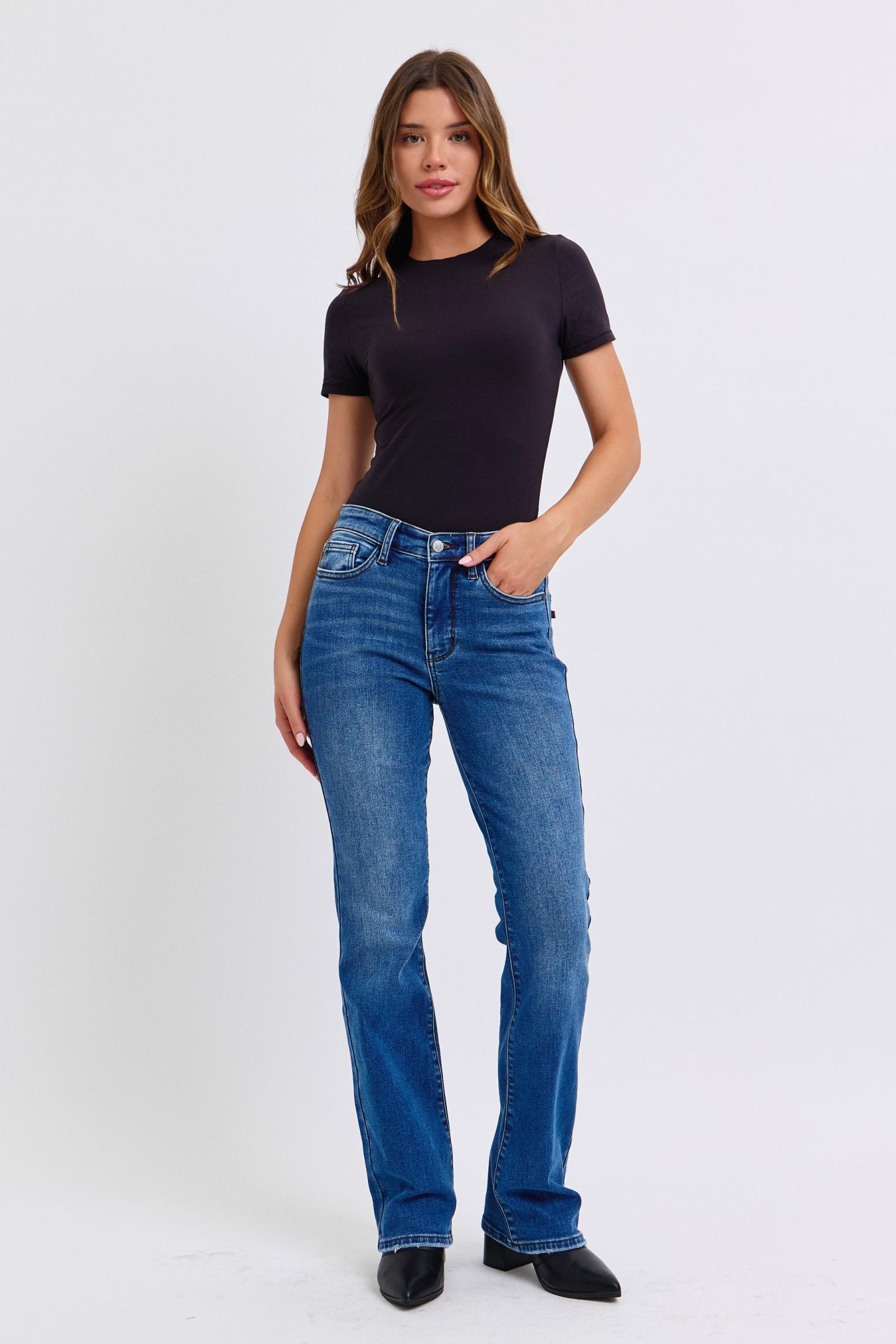 LIZAKOSHT  -  Judy Blue Full Size Run Mid-Rise Bootcut Jeans with Thermal Lining