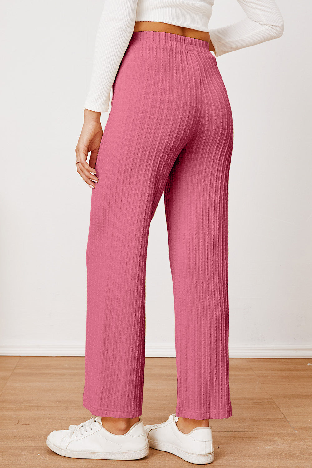 LIZAKOSHT  -  Textured Elastic Waist Straight Pants