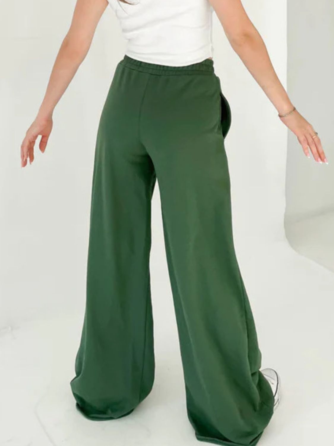 LIZAKOSHT  -  Elastic Waist Wide Leg Pants