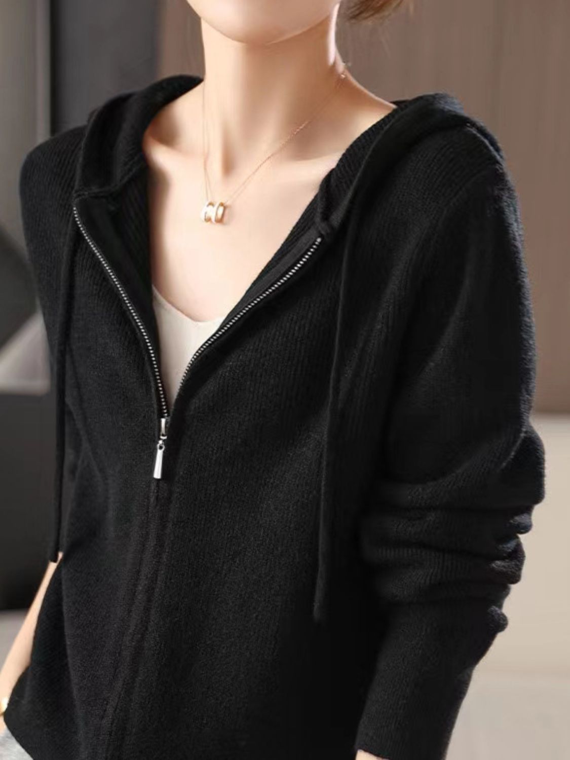 LIZAKOSHT  -  Drawstring Zip Up Long Sleeve Hooded Sweater