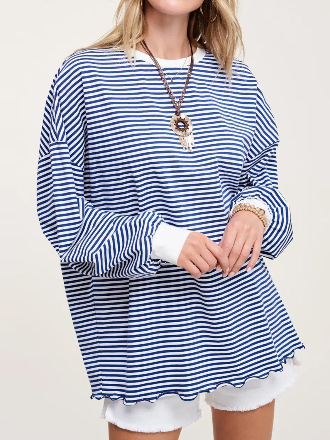 LIZAKOSHT  -  Contrast Striped Long Sleeve Sweatshirt