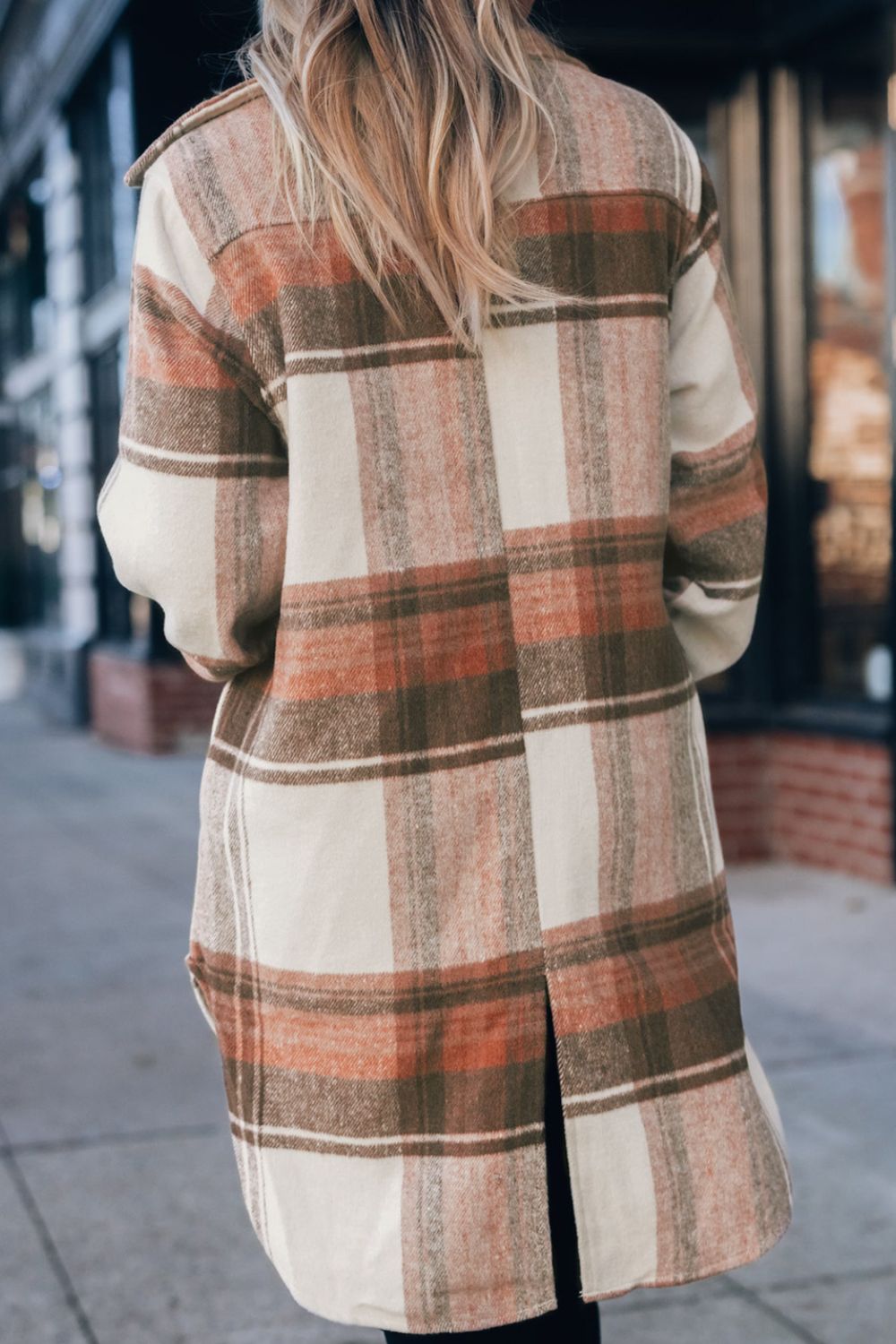 LIZAKOSHT  -  Pocketed Plaid Collared Neck Shacket