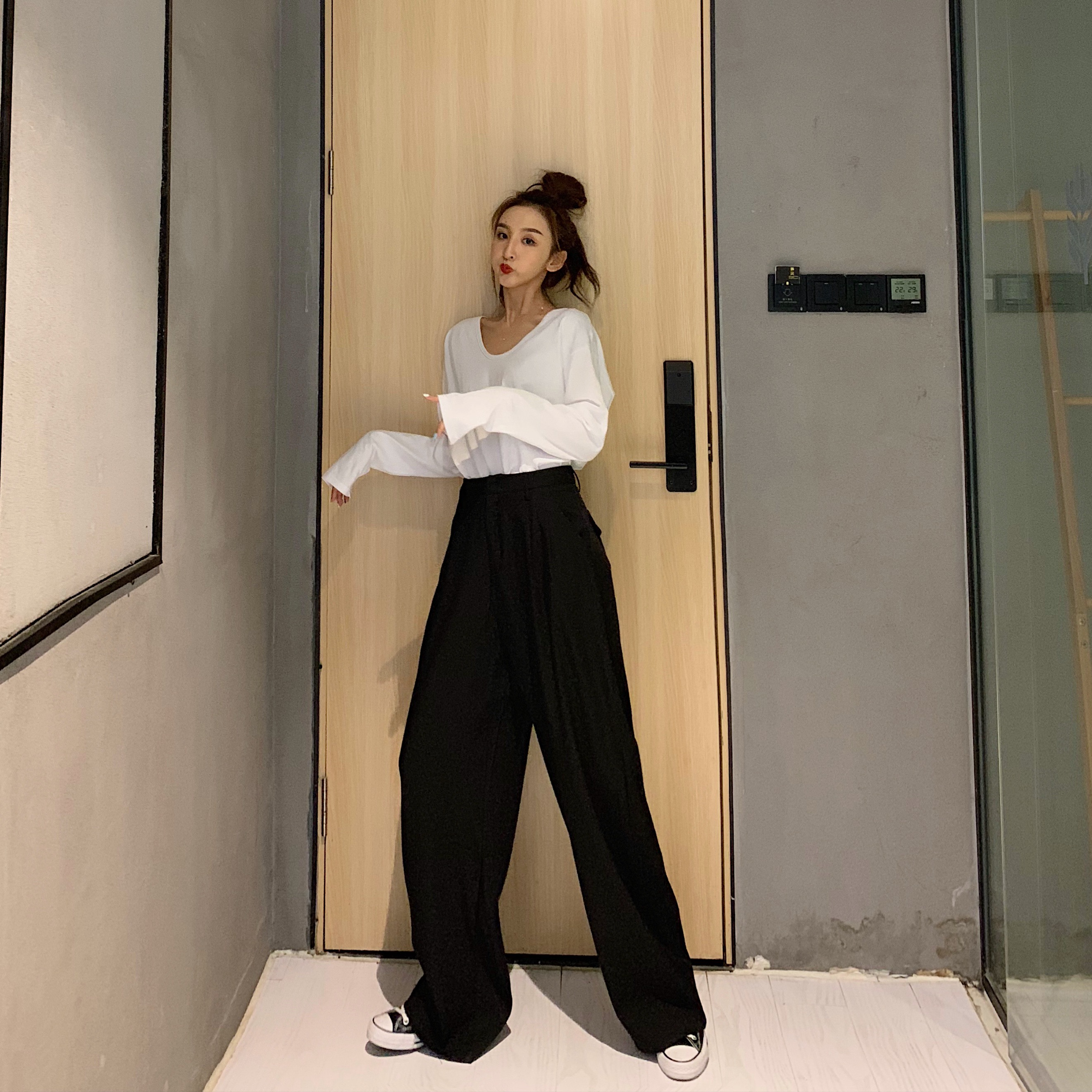 Retro Solid Color Wild Straight Wide Leg Pants Female Spring New Korean Fashion High Waist Casual Long Pants