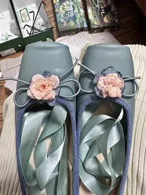 Lizakosht Classic Ballet Shoes Silk Ribbon Lace Up Ballet Shoes Women Square Toe Narcissus Flower Elegant Valentine Flats Pink Green