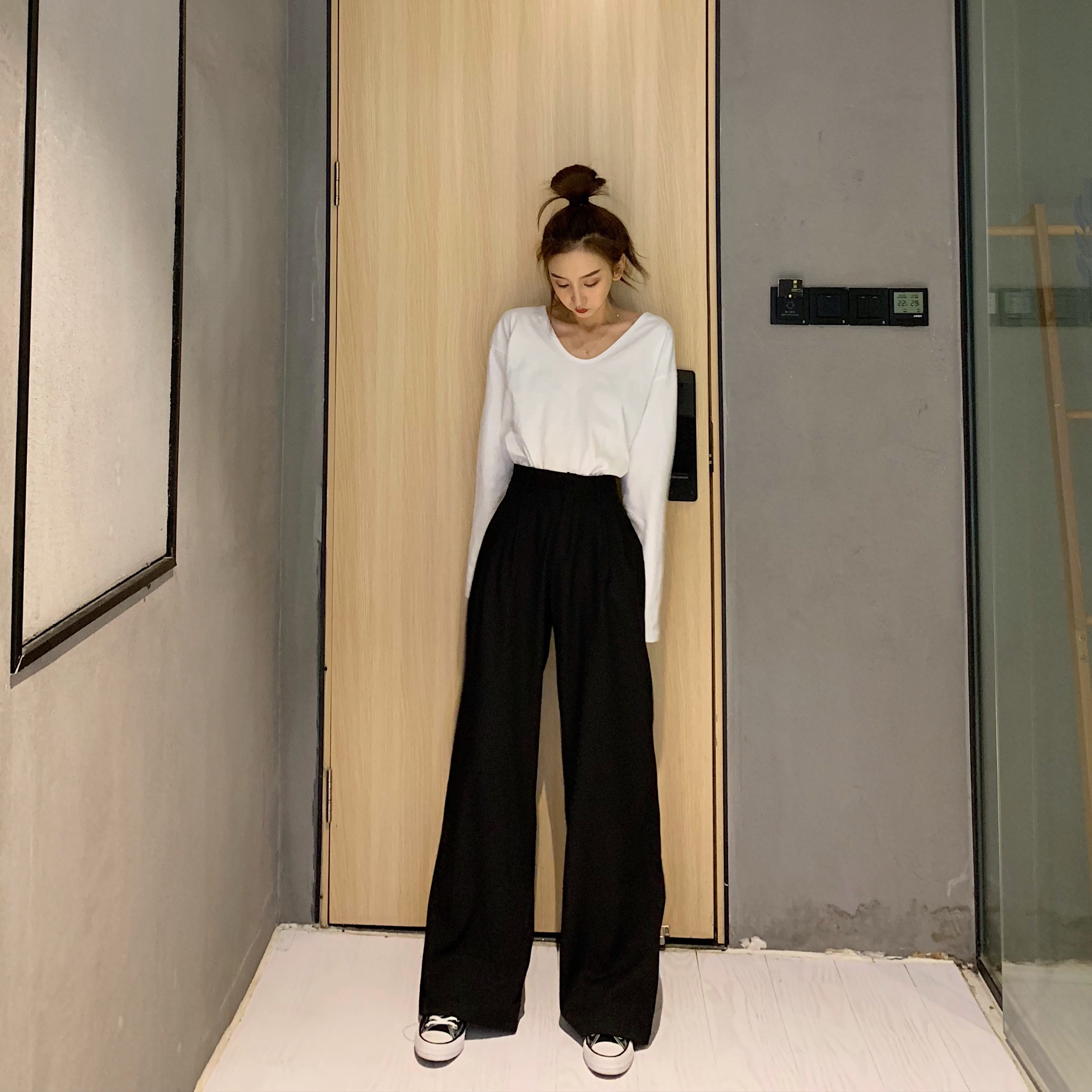 Retro Solid Color Wild Straight Wide Leg Pants Female Spring New Korean Fashion High Waist Casual Long Pants