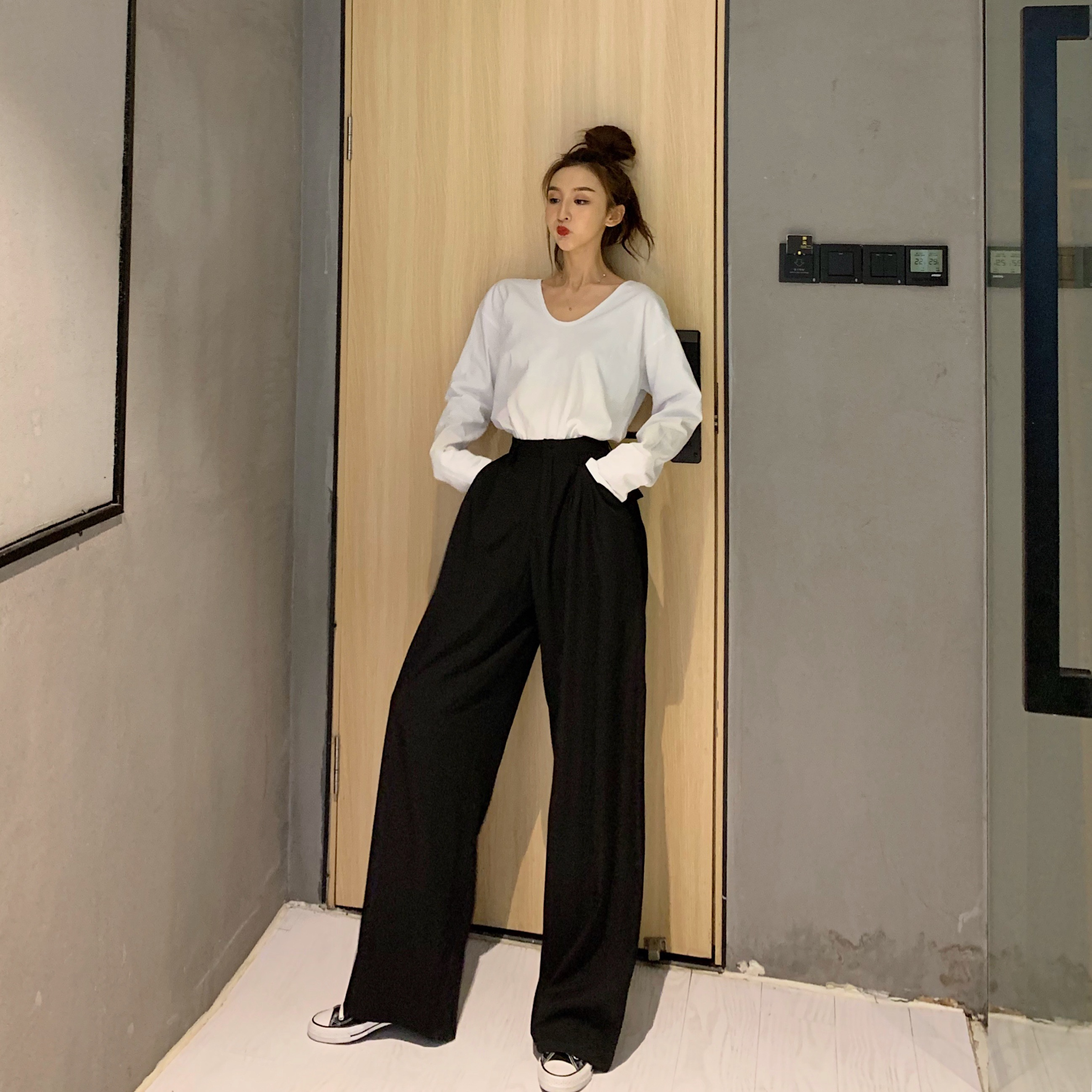 Retro Solid Color Wild Straight Wide Leg Pants Female Spring New Korean Fashion High Waist Casual Long Pants