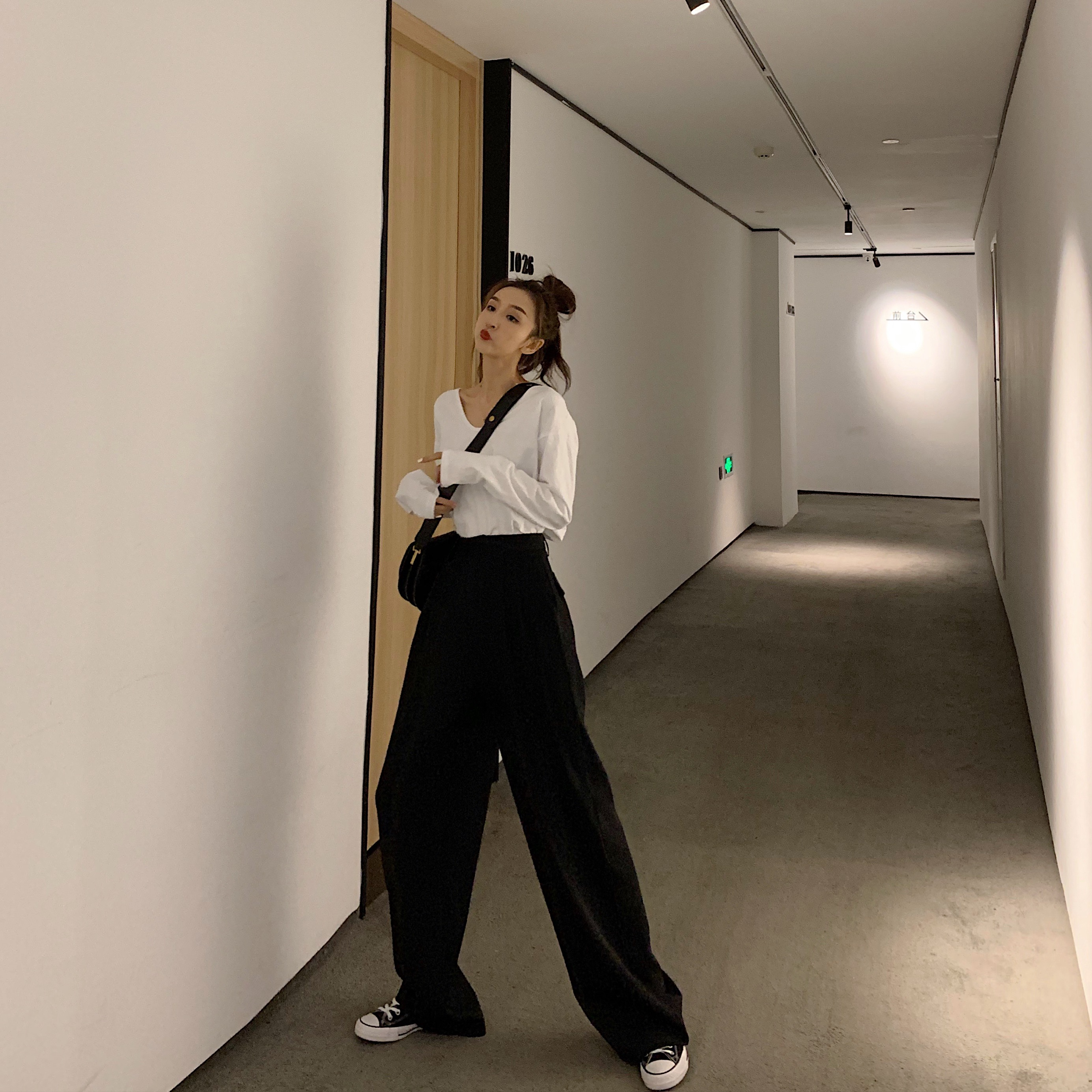 Retro Solid Color Wild Straight Wide Leg Pants Female Spring New Korean Fashion High Waist Casual Long Pants