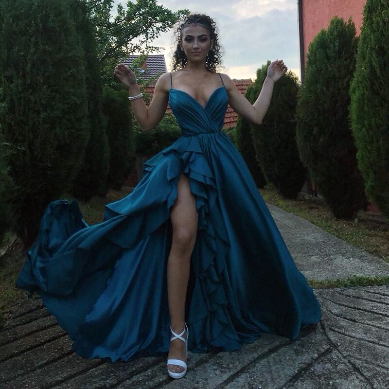 Lizakosht Elegant Turquoise V-Neck Satin Ruffles Prom Dress Hot Sale Spagetti Straps A-Line Long Evening Dress Plus Size Party Dress