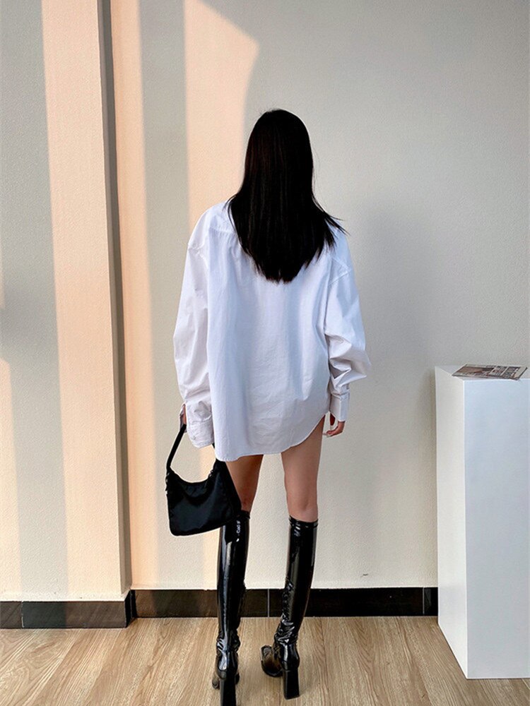 Casual White Blouse Women Long Sleeve Fashion Collar Sexy Boyfriend Style Oversized Shirt Female Pocket Female Autumn Ladies Top