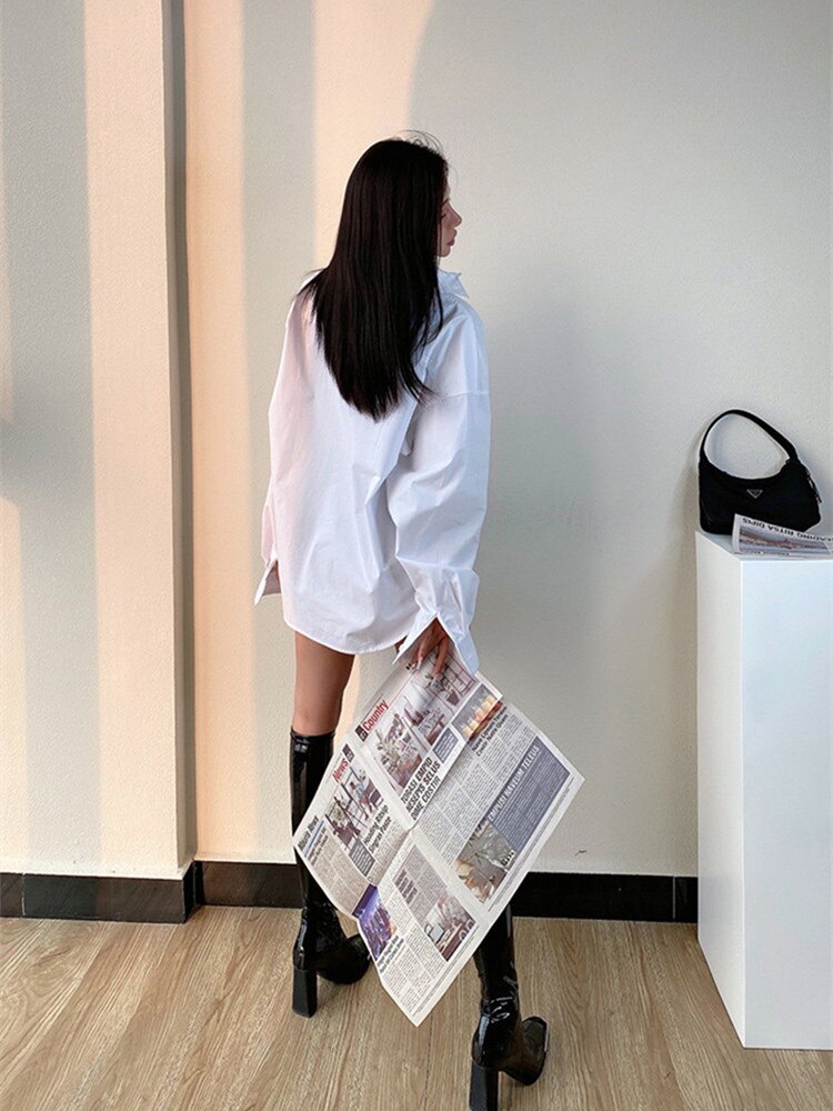 Casual White Blouse Women Long Sleeve Fashion Collar Sexy Boyfriend Style Oversized Shirt Female Pocket Female Autumn Ladies Top