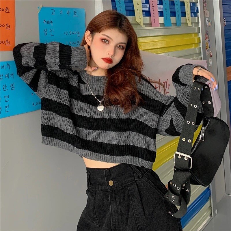 New Style Women Sweaters Pullovers Short Patchwork Jumpers Retro women Sexy Loose Soft All-match Knitted Streetwear Sweet Fit