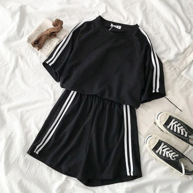 Summer Striped Tracksuit Set For Women Short Sleeve T Shirt Mini Shorts Two Piece Set Female 2021 Casual Women's Sportwear Suit